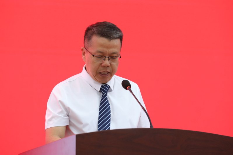 在校师生