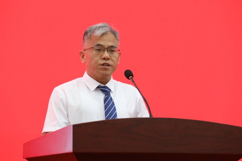 同题参见校领导